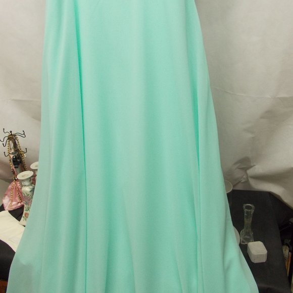 NWT Gorgeous Ladies full length formal mint green dress, size 14 - Picture 5 of 9